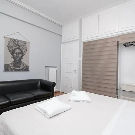 Athenshomes New For Explorers 5 Br *