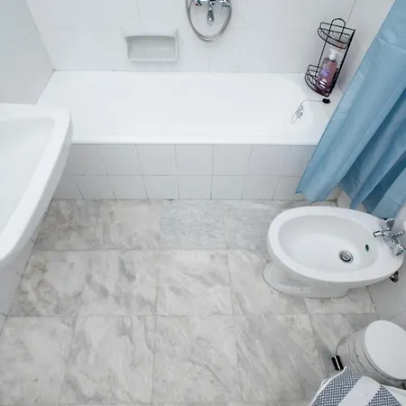 Athenshomes New For Explorers 5 Br *